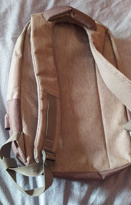 Рюкзак для ноутбука Rivacase 7562 Grey/Mocha 15.6