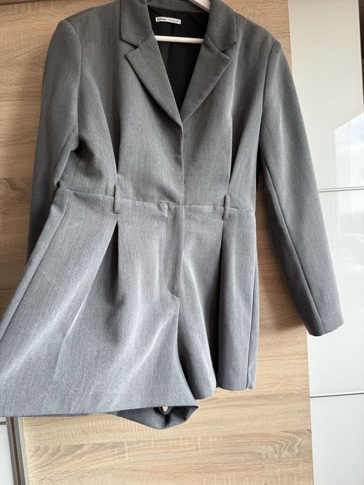Kombinezon bershka rozmiar L szary