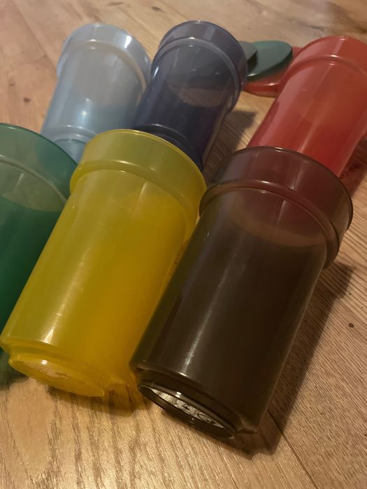 Plastikowe kubki zamykane Tchibo