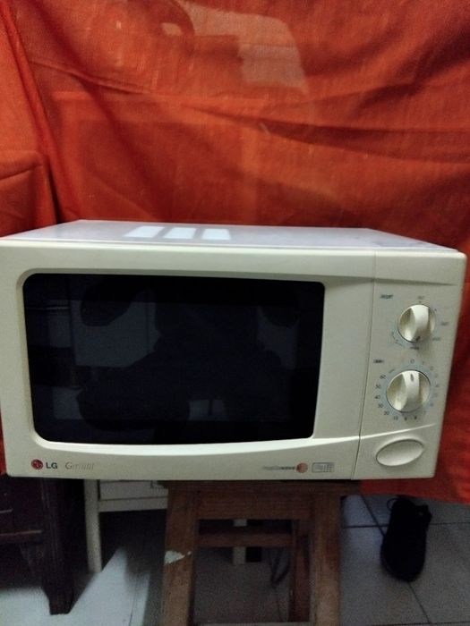 Microondas com grill