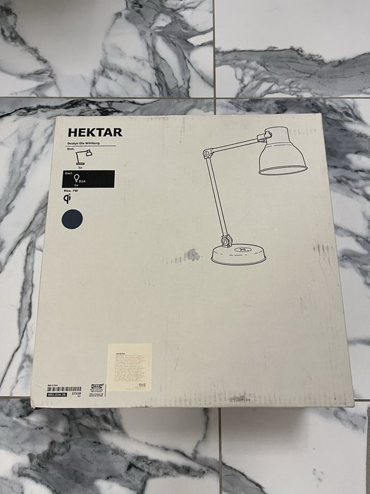 Настільна лампа із зарядним пристроєм індуктивний Ikea HEKTAR