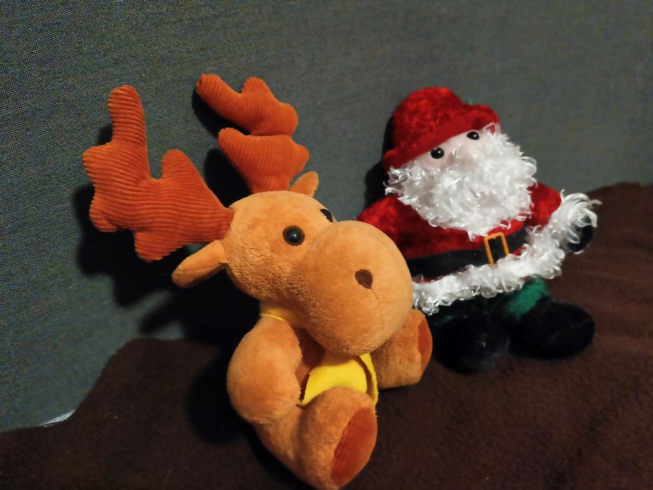 Maskotka Mikołaj i łoś