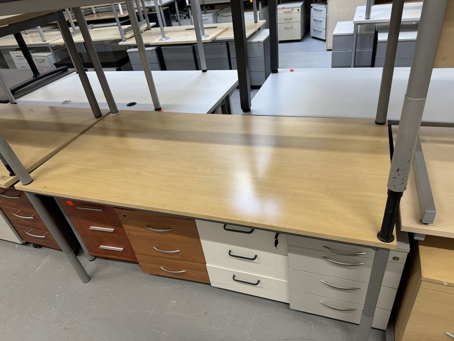 Biurka 160/80 , używane,poleasingowe