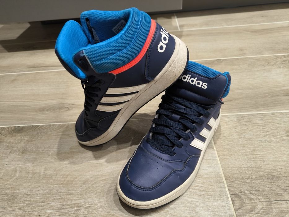Кросівки Adidas 38 розмір