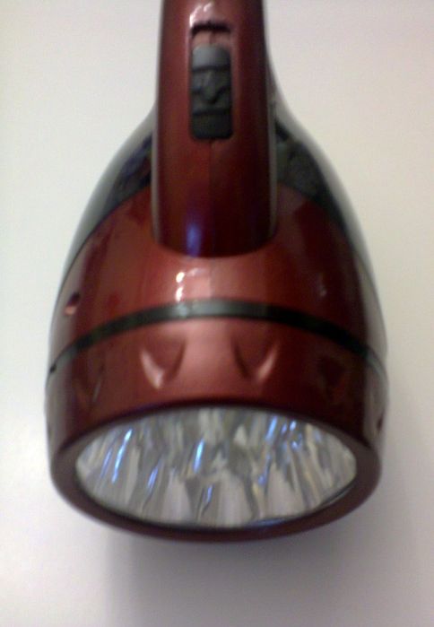 РАСПРОДАЖА НОВЫЕ светодиодные аккамуляторные фонарики заряд  сеть 220