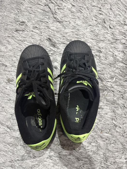 Adidas supersatr 38.5