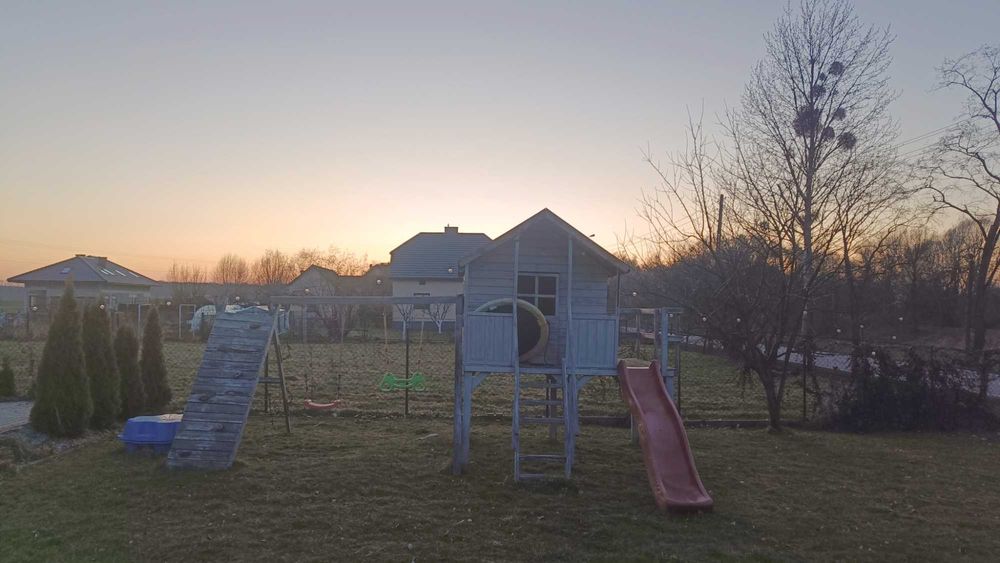 Domek, plac zabaw dla dzieci