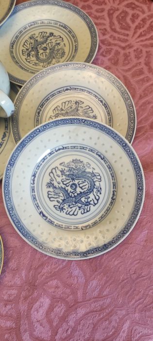 Zestaw do herbaty z chińskiej porcelany, talerzyki deserowe