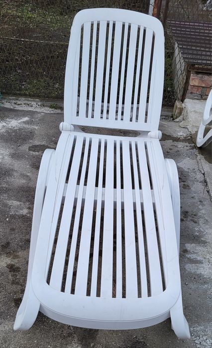 Leżak basenowy / ogrodowy regulowany