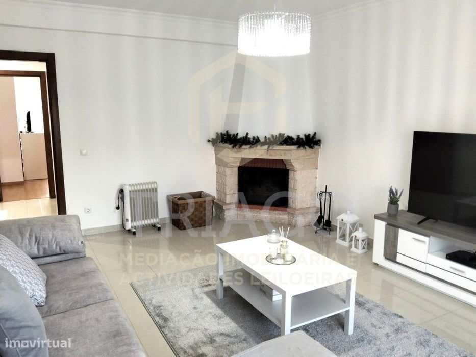 Apartamento T3 Como NOVO — Benavente, Santarém