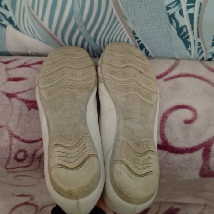 Кожаные женские туфли