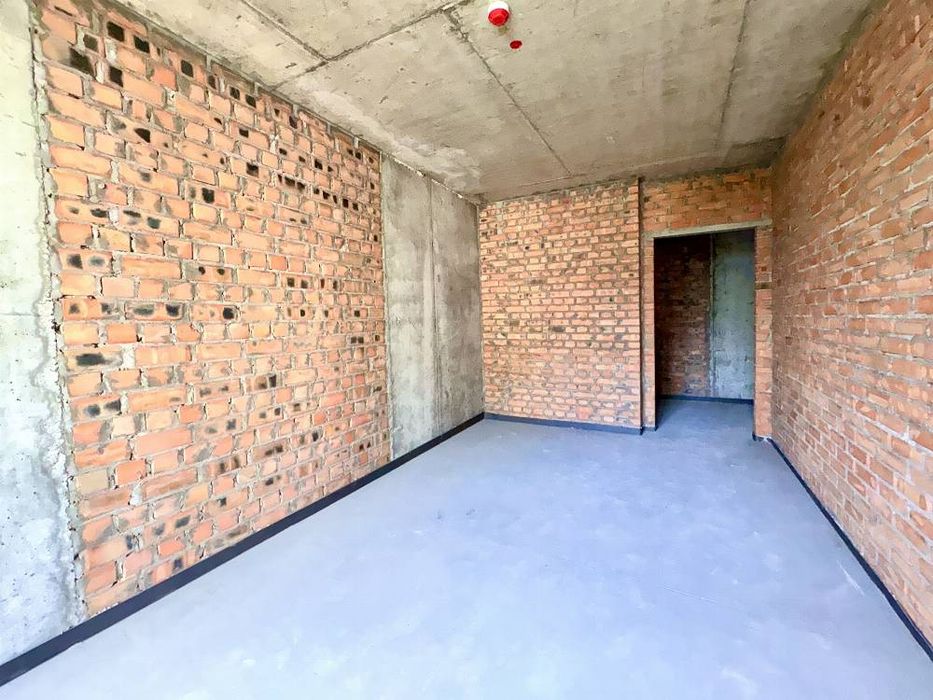 Продаж 44 кВ Паркове місто Вишгородська Варшавський Яскравий Navigator