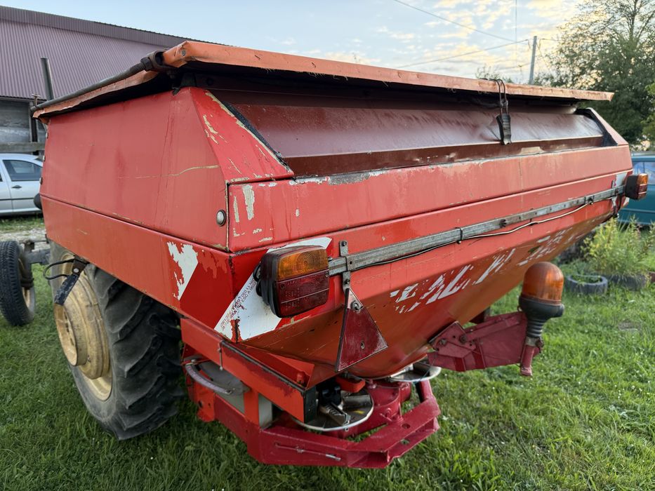 Rozsiewacz do nawozow MDS 921 Sprawny