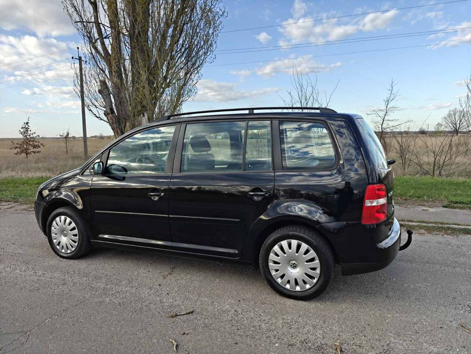 Volkswagen touran  1.6 mpi