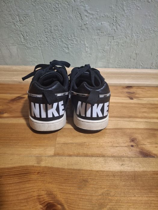 Кросівки Nike Найк оригінал кросівки  Адідас