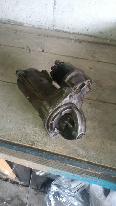 Продам стартер на бмв е 46 m47