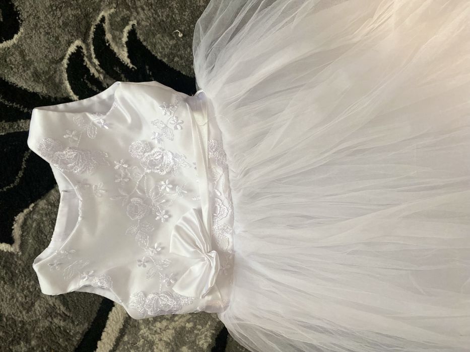 плаття на дівчинку