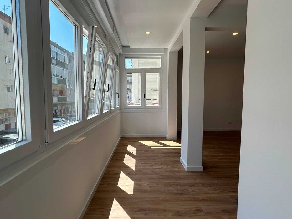 Apartamento T3 em Corroios
