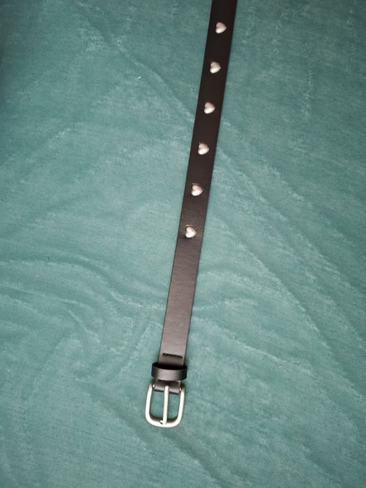 Czarny pasek sinsay XL 121 cm w serduszka