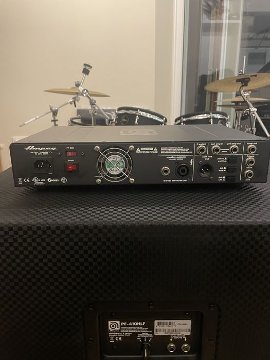 Amplificador Ampeg Portaflex PF-800