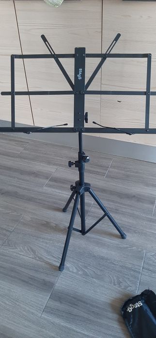 Tripé de musica oferta de sacola