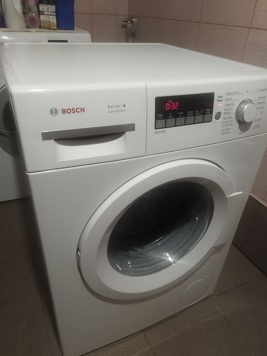 BOSCH  serie 4 (8 KG)