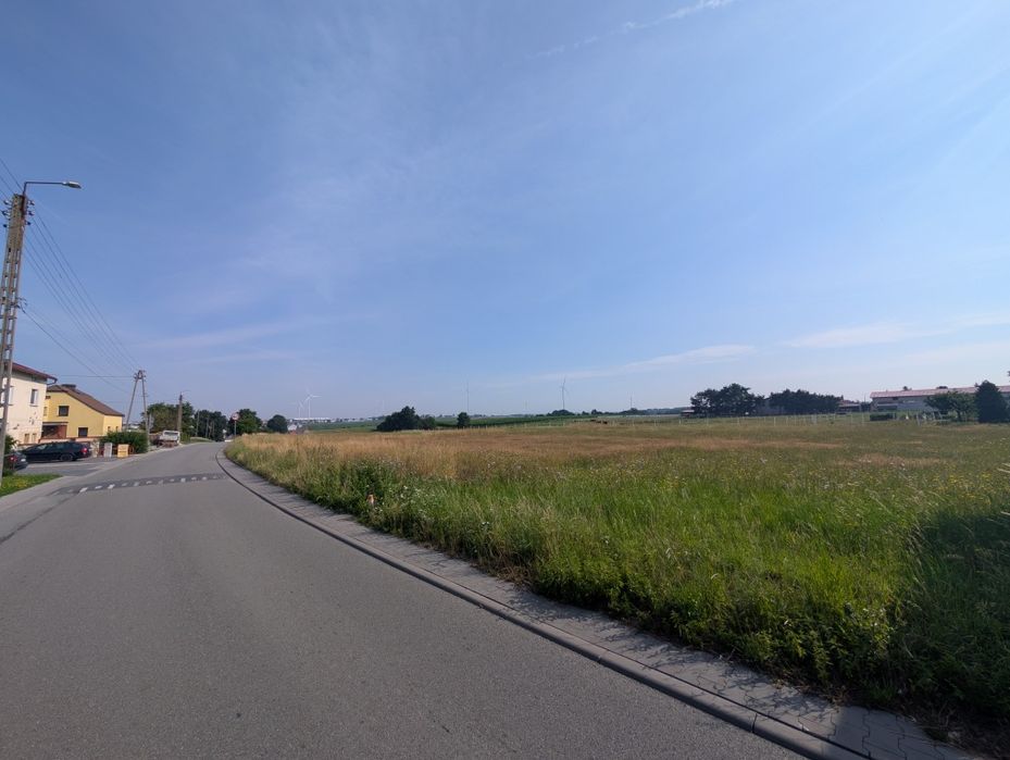 Działka budowlana 1110 m2 w Kornicach