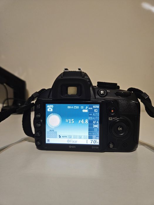 Nikon d3100 com kit de lentes