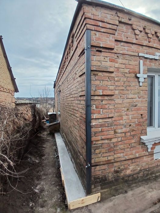 Стягування металом будинків та інших об'єктів від тріщин.будівельні по