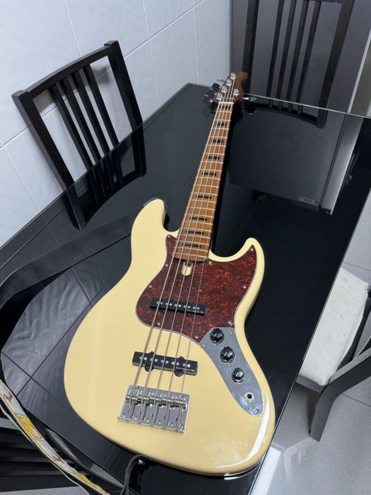 Sire V5 2ª geração vintage white