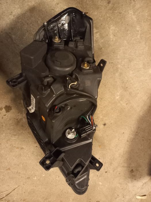 Prawa lub lewa lampa piaggio porter