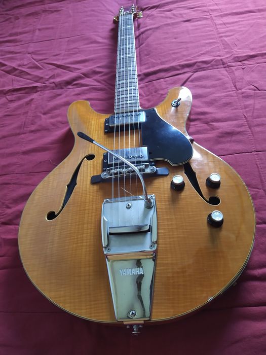 Gitara jazzowa YAMAHA