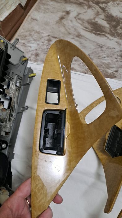 Набір декору дверних карт до камрі 40