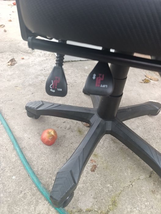 Крісло геймерське