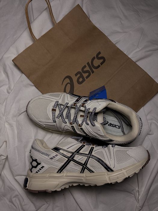 Кросівки asics 40-41 р маломірки