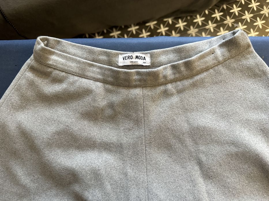 Сіра спідниця  Vero Moda, 38 розмір