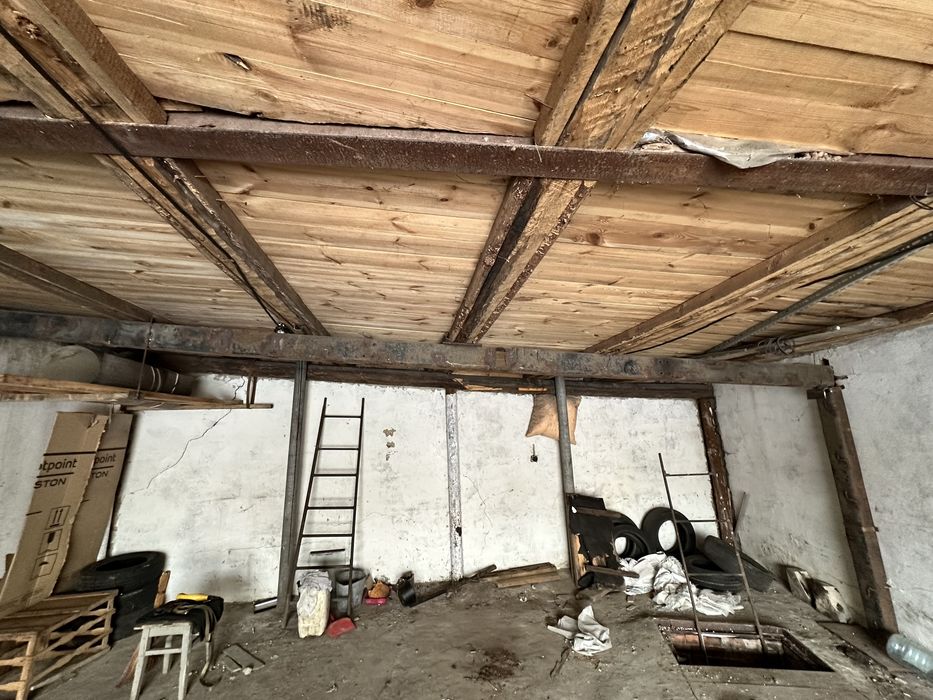 Продам кирпичный гараж браилки