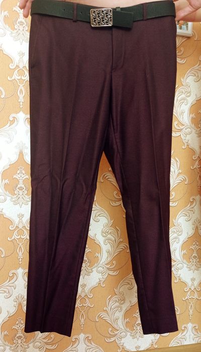 Чоловічий костюм-трійка