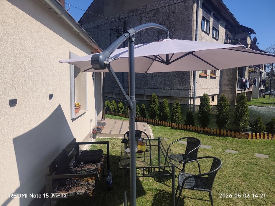 Parasol ogrodowy średnica 3m