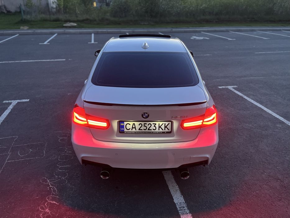BMW 328i F30 2015 n26