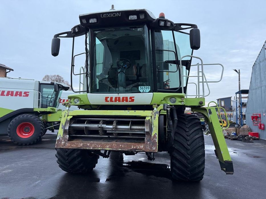 CLAAS Lexion 580 2008 р.в. + жатка V900 комбайн зернозбиральний