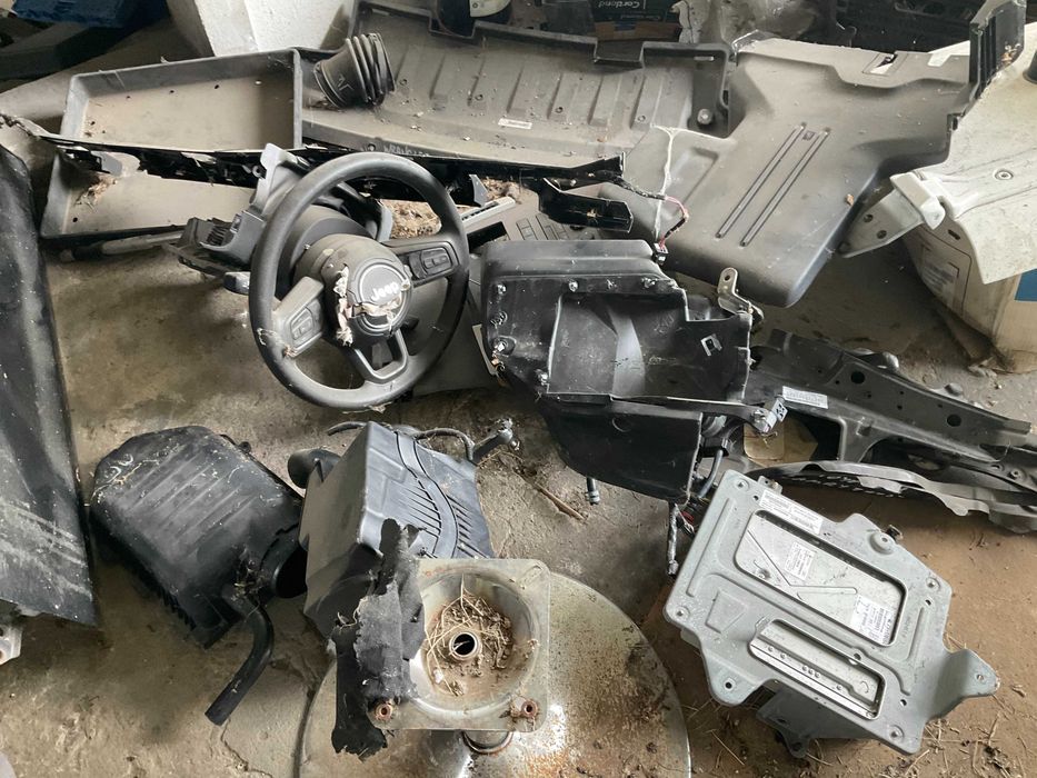 lewy błotnik jeep wrangler kompletny wraz z nadkolem,poszerzeniem