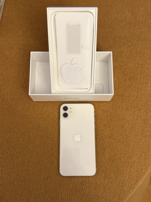 iPhone 11 com 64 GB Branco