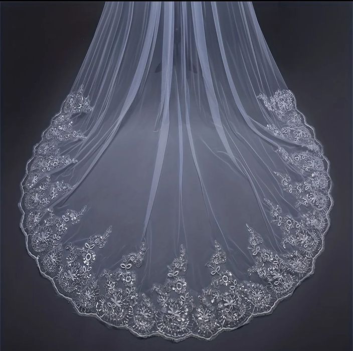 Фата весільна шлейфова