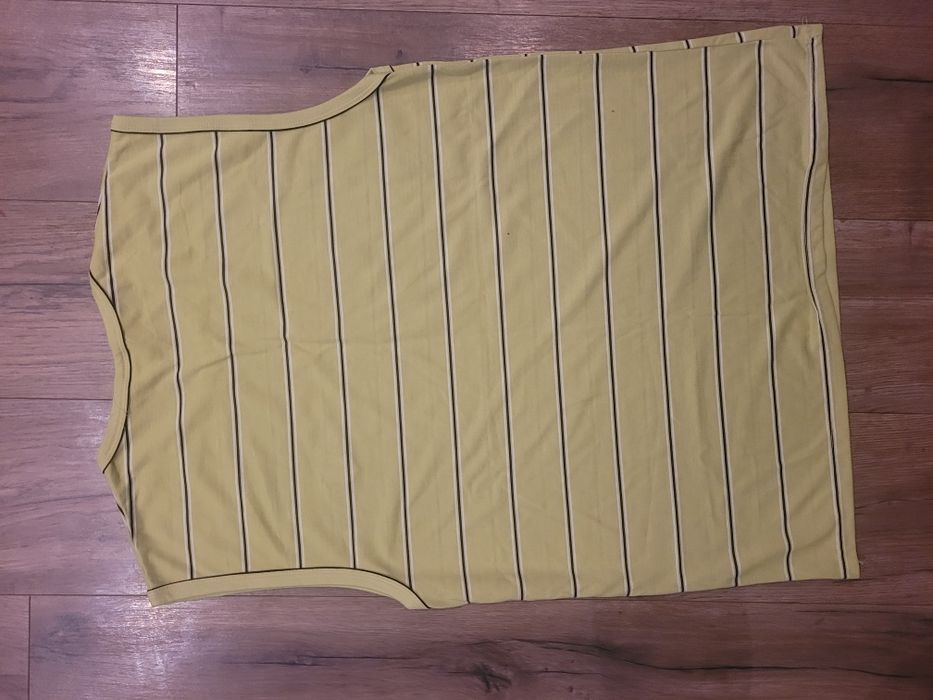 Koszulka w rozmiarze L na XL