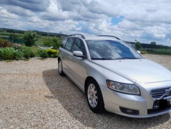 Volvo V50 kombi.