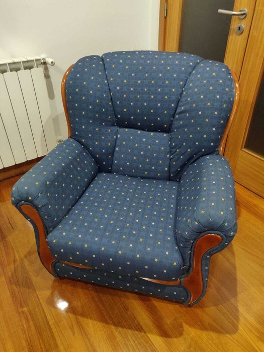 Conjunto de sofá de 3 lugares e 2 cadeirões