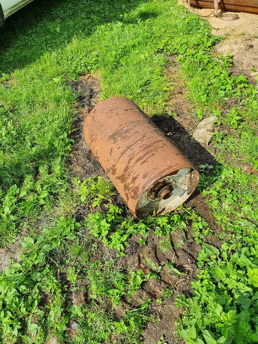 Walec ogrodowy 65 cm szeroki