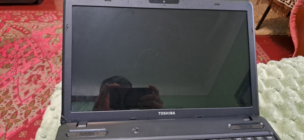 Продам новтбук TOSHIBA