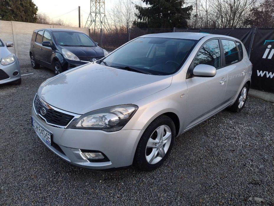 Kia Ceed 1.6 90Km Lift Navi Czujniki parkowania Klimatyzacja Zadbana